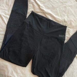 PINK Victoria’s Secret Leggings